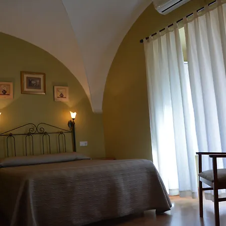 San Miguel 2* Trujillo