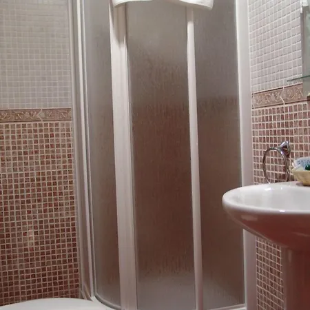 San Miguel 2* Trujillo